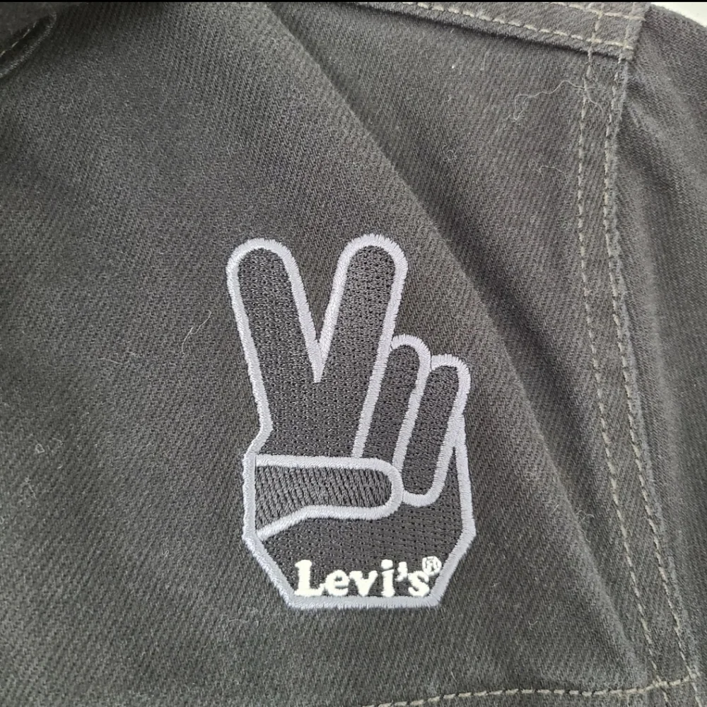 Levi's Trucker Denim Jean Jacket Peace Love Youth Kids Black Retro Vintage Lg